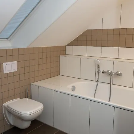 Pensionat Lok - - Restaurant 3*